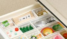 厨房里的餐具的比赛_300字