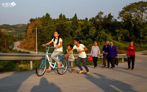 旅途中的欢乐