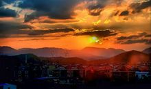 四季如画圭峰山