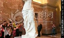 断臂的维纳斯更美