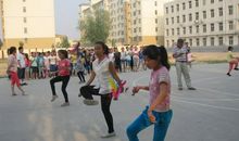 记一次激烈的踢毽子比赛