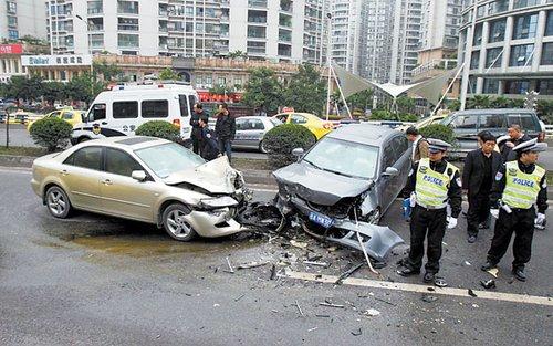那个人，那景色，那辆车