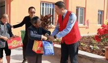 小小礼物见真情