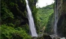 美丽的恩施大峡谷