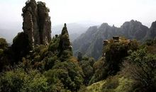 令人震撼的狼牙山