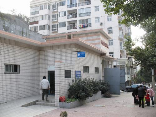 参观垃圾转运站