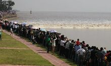 钱塘江大潮导游词