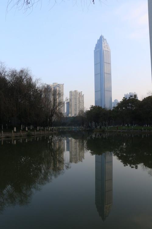 马鞍池
