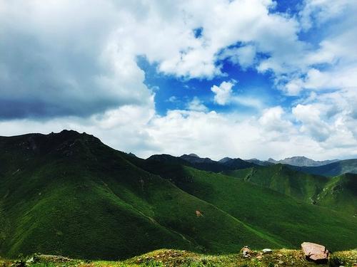 美丽的山