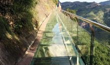 有趣的玻璃栈道