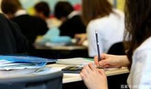 用笔来书写人生