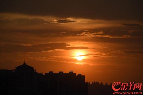 多变的夏天