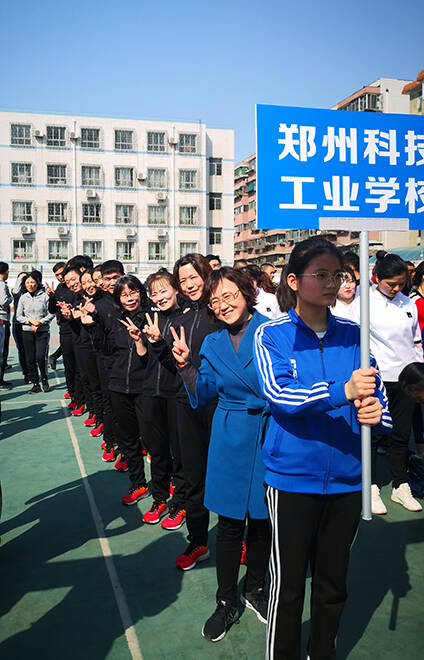 我的高中生活充满自信