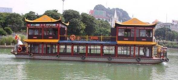 秦淮外巡游