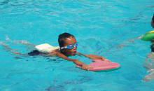 暑假学游泳