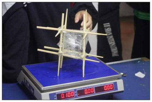 鸡蛋砸到了大地