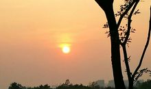 想起了昔日的绿水青山