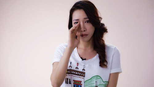 我面对那扇门流下了眼泪
