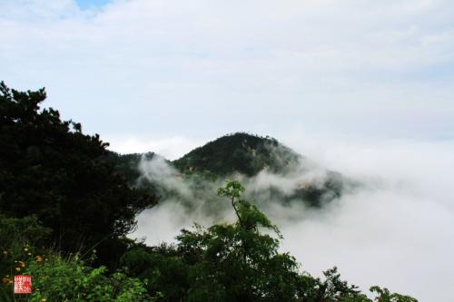 庐山迷雾锁
