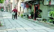 行走在那条老巷