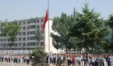 校园一角升旗台