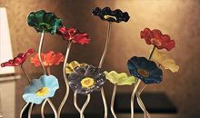 阳台上的玻璃花