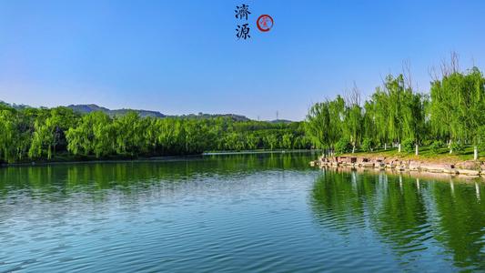 我逐渐了解她