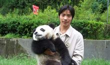和大熊猫的第一次亲密接触