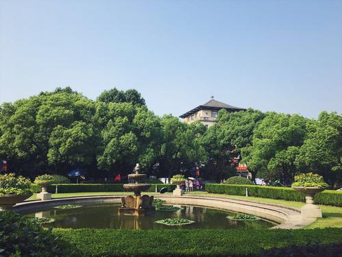 浙江大学旅游记