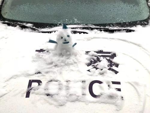 又下雪了
