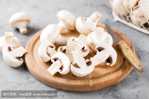 关于蘑菇的成分
