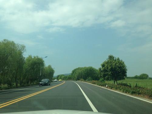 在通往成功的道路上奔跑