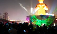 灯光闪烁闹元宵