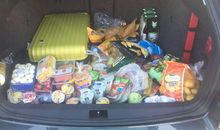 装满后备箱的爱