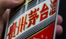 关于世界无烟日的英语作文：Smoking is harmful_750字