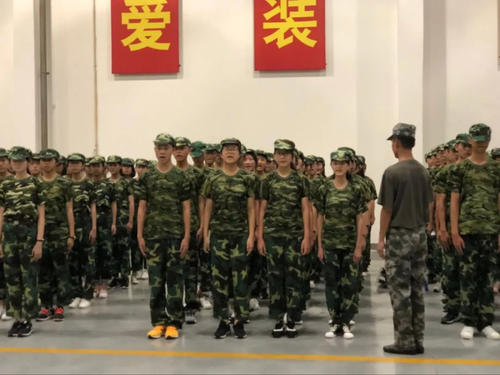 军事训练使我成长