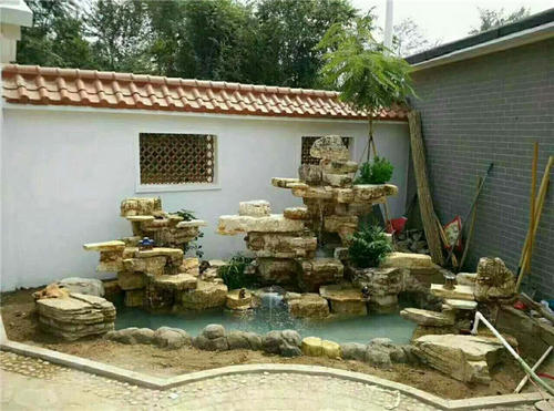 假山冒险