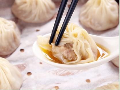 我爱美食小笼包