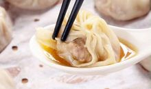 我爱的美食小笼包