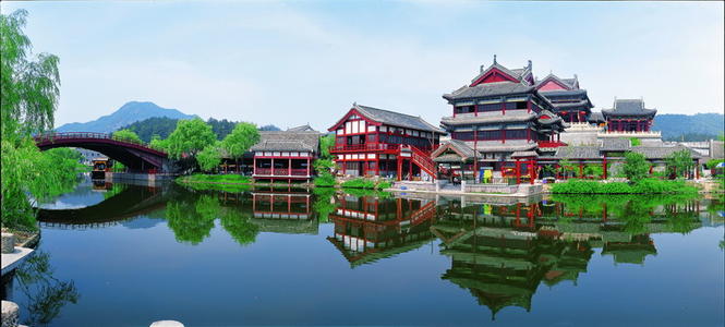 游横店影视城