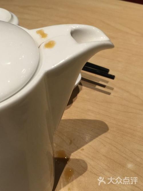 桌子对不起