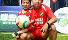 爱看足球的老爸