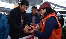 充满爱心的少年陆天