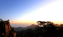 无限风光在险峰