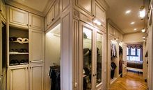 门打开的那一瞬间