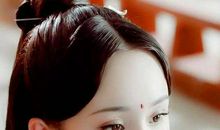 那一双深邃的眼睛