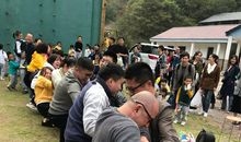 令人兴奋的拔河比赛