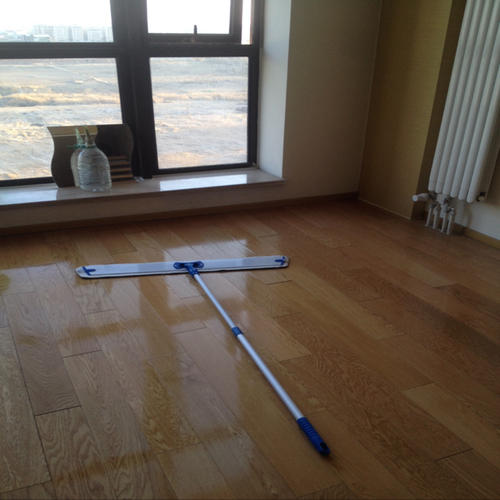第一次擦地板