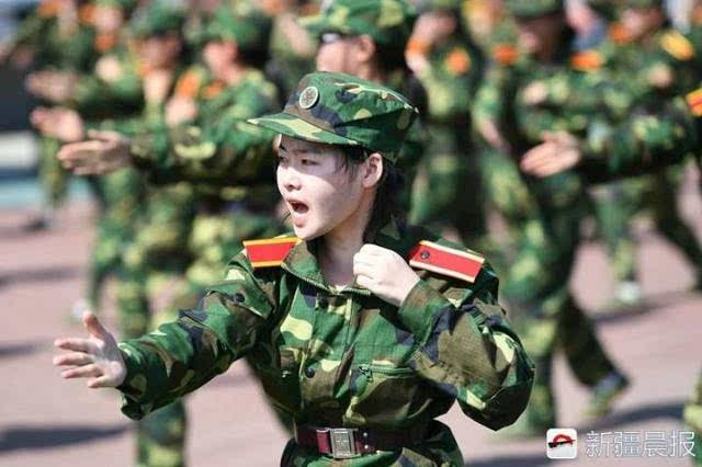 军事训练的起伏