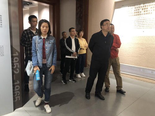 关于参观学校历史博物馆的思考